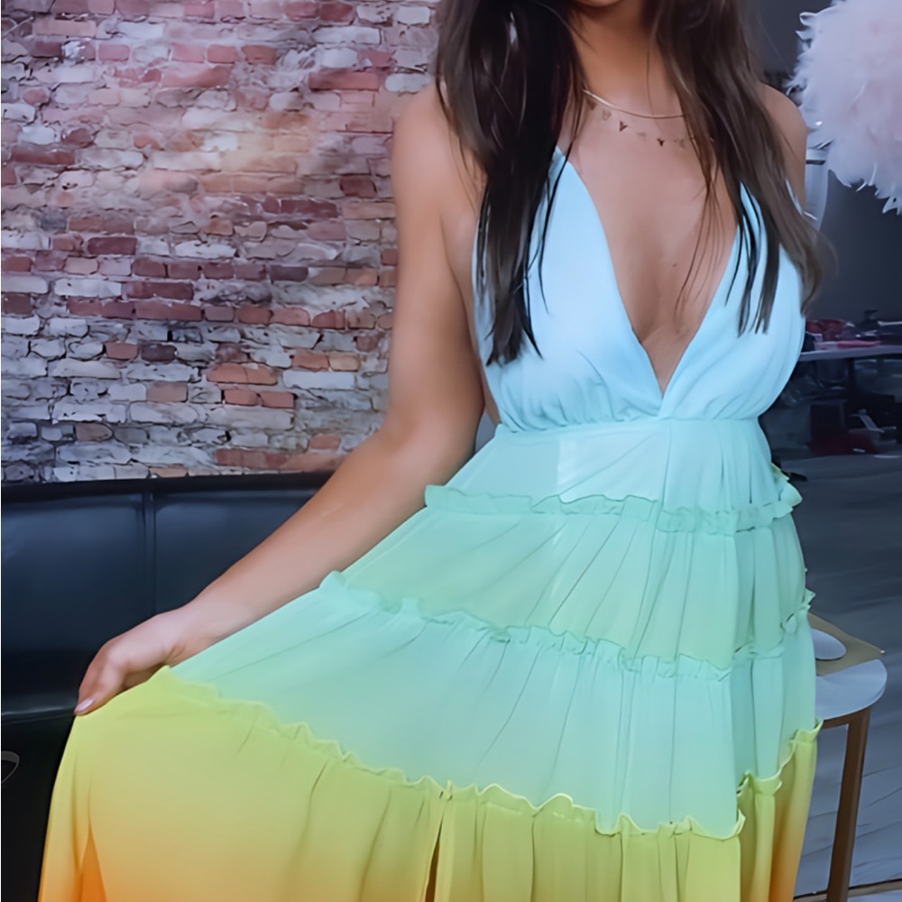 Elegant Gradient Maxi Dress